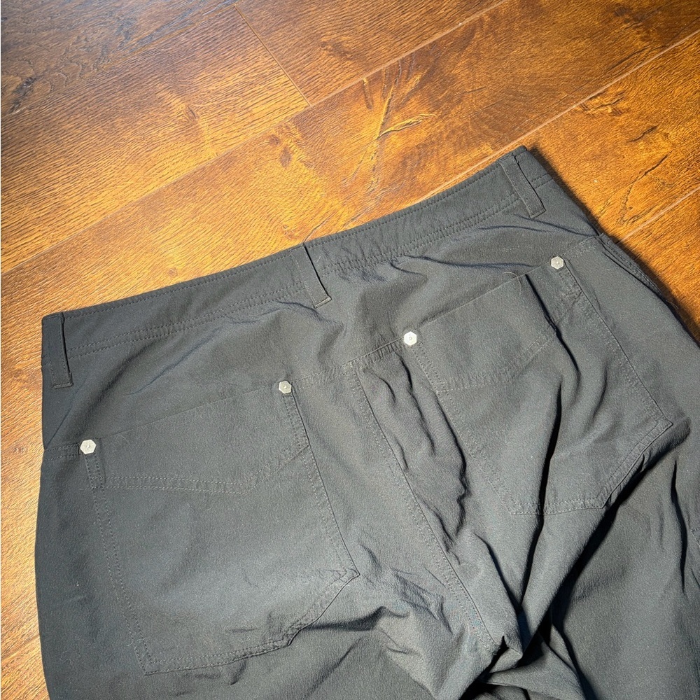Lined Mountain Hardwear Mesa Softshell Hiking Pants Men’s 34x34 - Picture 5 of 7